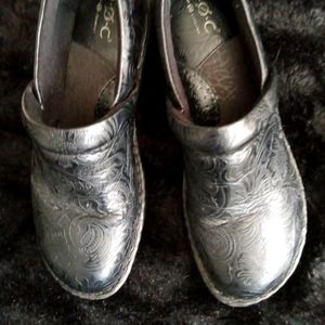 Boc clogs